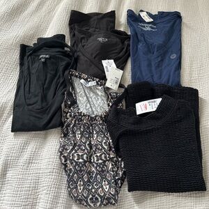 Aeropostale Black and Blue Short Sleeve Tee